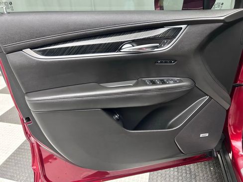 Used 2020 Cadillac XT6 Premium Luxury AWD/4WD image 10