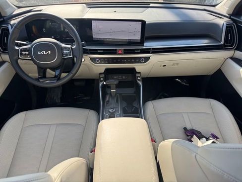 Certified 2024 Kia Sorento S AWD/4WD image 14