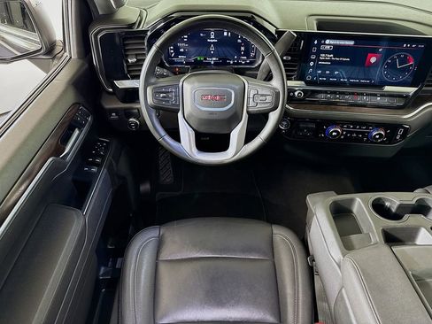 Used 2025 GMC Sierra 1500 SLT image 19