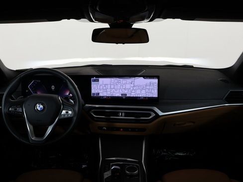 Used 2024 BMW 330i Sedan w/ Convenience Package RWD image 8