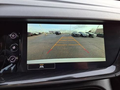 Used 2023 Buick Envision Essence w/ Sport Touring Package AWD/4WD image 33