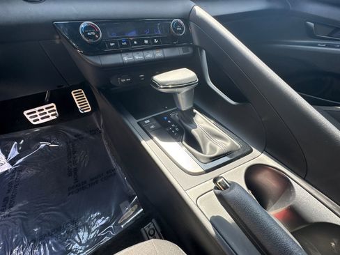 Certified 2026 Hyundai Elantra Sport FWD image 29