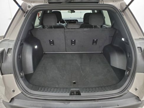 Used 2025 GMC Terrain Elevation image 21