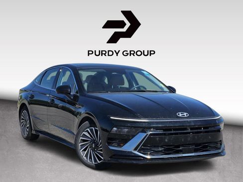 Certified 2025 Hyundai Sonata Limited FWD image 1