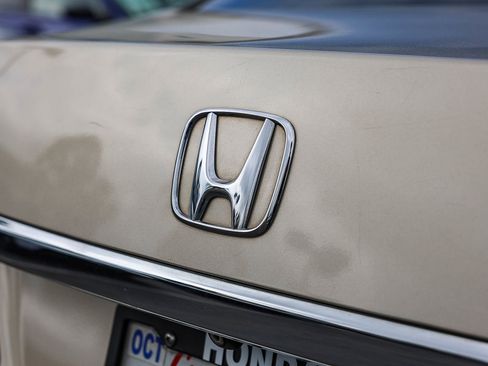 Used 2017 Honda Accord LX image 21