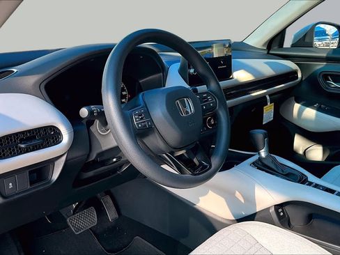 New 2027 Honda HR-V LX image 8