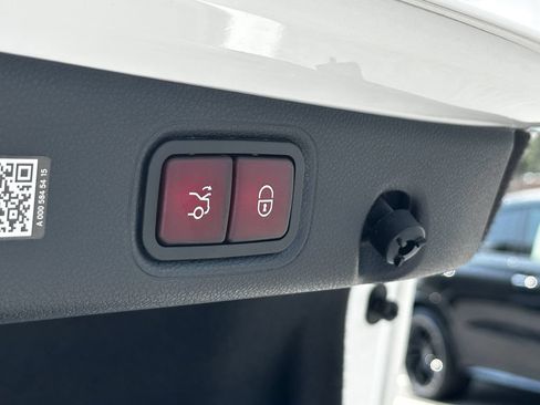 Certified 2023 Mercedes-Benz E 350 4MATIC Sedan image 23