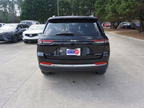 Used 2023 Jeep Grand Cherokee Limited image 21