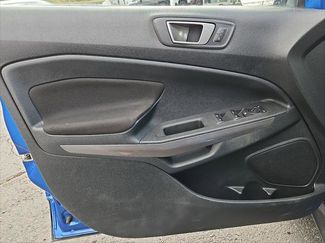 Used 2020 Ford EcoSport SE video 2