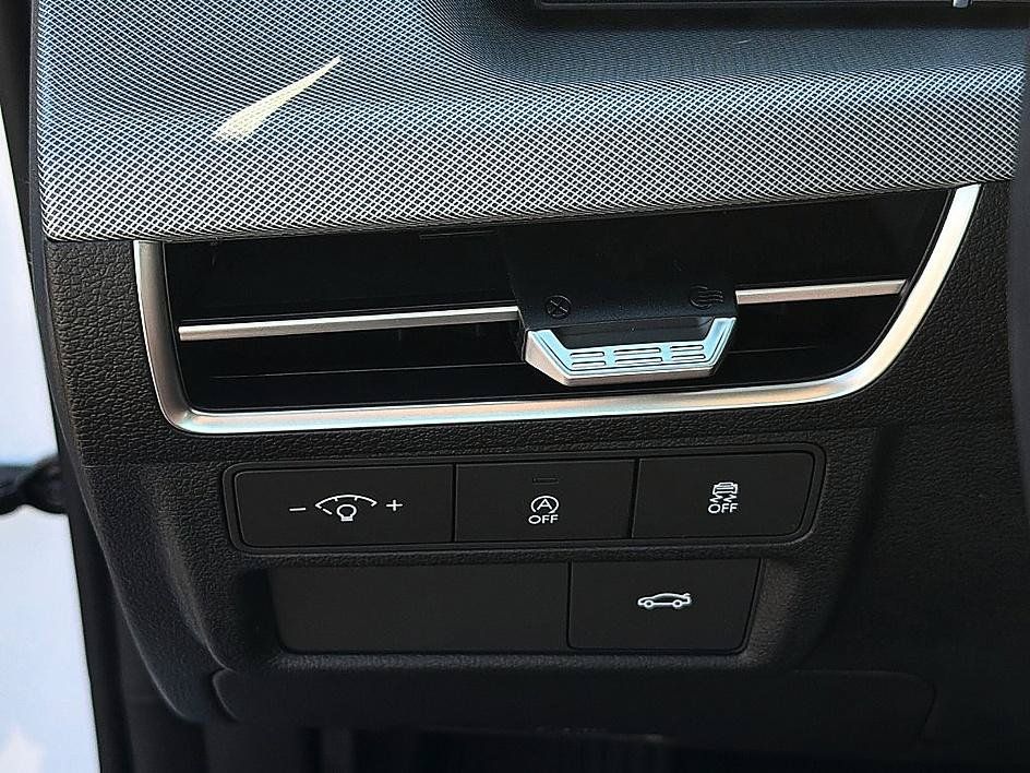 New 2026 Hyundai Sonata SE FWD image 14