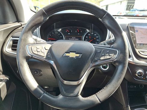 Used 2020 Chevrolet Equinox LT FWD image 19
