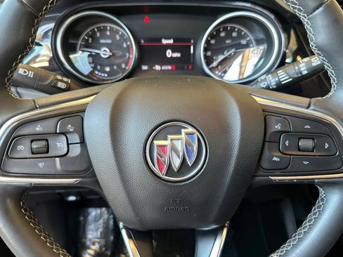 Used 2023 Buick Encore GX Preferred w/ Cold Weather Comfort Package FWD image 27