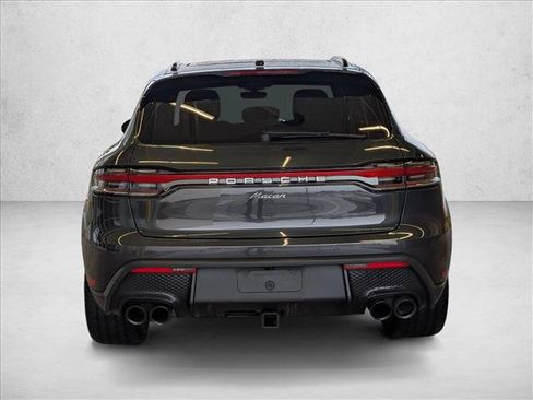 Used 2025 Porsche Macan AWD/4WD image 8