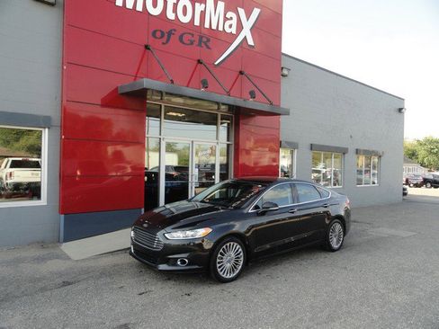 Used 2013 Ford Fusion Titanium w/ Titanium Driver Assist Pkg image 1