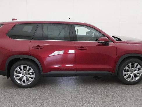 New 2026 Toyota Grand Highlander Limited AWD/4WD image 11