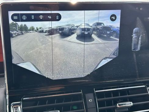 Used 2022 Lincoln Navigator Reserve image 32