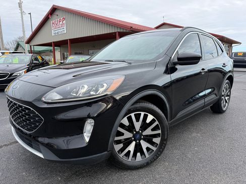 Used 2020 Ford Escape SEL image 1