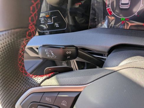 New 2026 Volkswagen GTI SE FWD image 26
