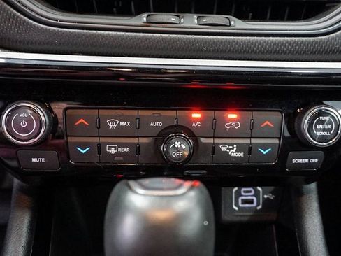 Used 2024 Jeep Compass Trailhawk image 20