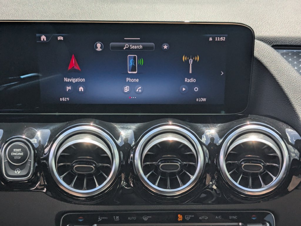 Used 2026 Mercedes-Benz GLA 35 AMG 4MATIC image 5
