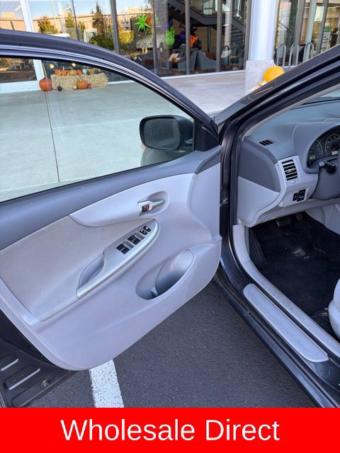 Used 2010 Toyota Corolla LE FWD image 11