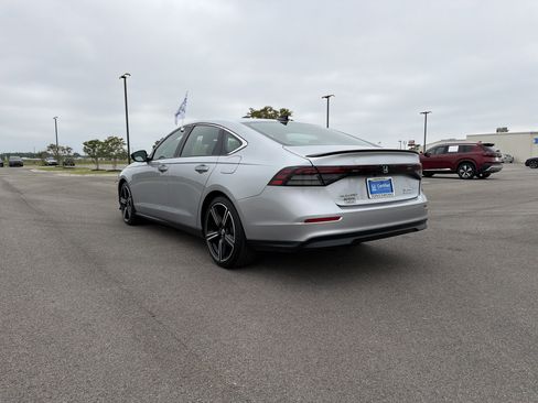 Certified 2025 Honda Accord Sport image 3