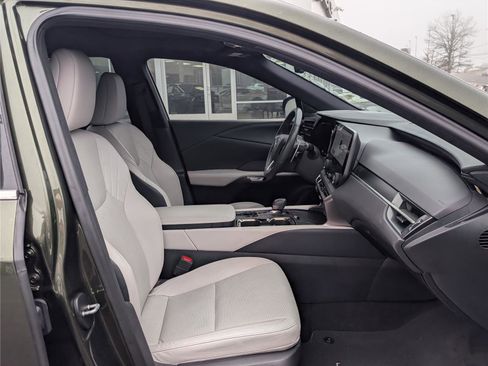 Certified 2023 Lexus RX 350h 350h Premium AWD w/ Accessory Package (K3) image 11