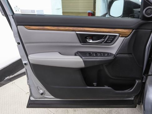 Used 2018 Honda CR-V EX-L image 9