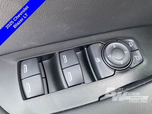 New 2025 Chevrolet Blazer LT w/ Convenience Package image 12