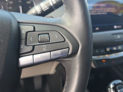 Used 2023 Cadillac XT4 Luxury FWD image 21