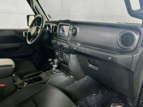 Used 2023 Jeep Wrangler Sport AWD/4WD image 26