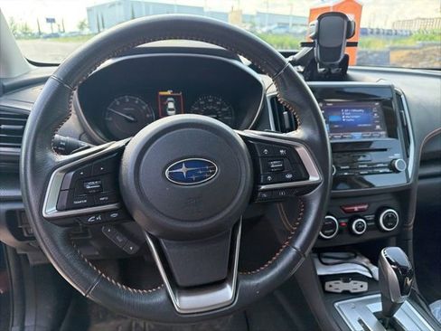 Used 2022 Subaru Crosstrek 2.0i Premium w/ Moonroof Package AWD/4WD image 10