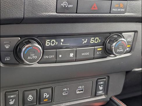 Used 2023 Nissan Frontier PRO-4X w/ Pro Convenience Package AWD/4WD image 14