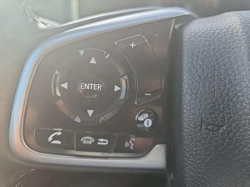 Used 2019 Honda CR-V Touring image 16