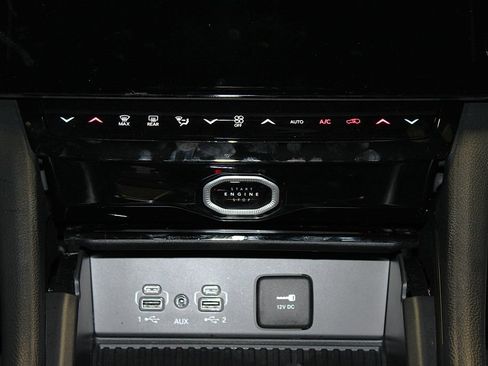 New 2026 Jeep Grand Cherokee Altitude AWD/4WD image 20
