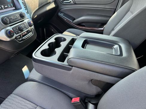 Used 2019 GMC Yukon XL SLE w/ Convenience Package AWD/4WD image 19