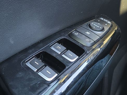 Used 2022 Kia Sportage Nightfall Edition w/ Nighfall AWD Premium Package image 13