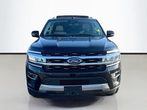 Used 2024 Ford Expedition Max Limited AWD/4WD image 2