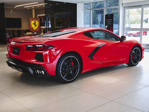 Used 2021 Chevrolet Corvette Stingray Preferred Cpe w/ 2LT image 50