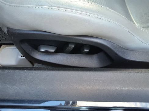 Used 2014 Chevrolet Corvette Stingray Coupe w/ 2LT Preferred Equipment Group image 12