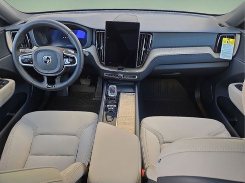 New 2026 Volvo XC60 B5 Plus w/ Protection Package Premier image 17