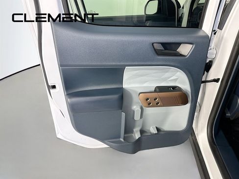 Certified 2024 Ford Maverick Lariat image 31