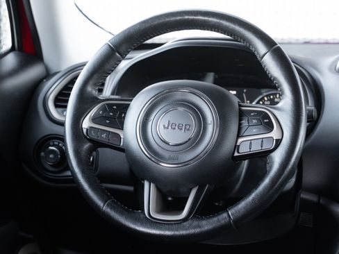 Used 2016 Jeep Renegade Latitude w/ Safety & Security Group image 9