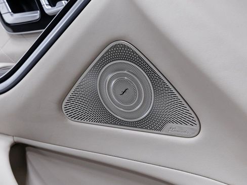 Used 2023 Mercedes-Benz S 580 4MATIC Sedan image 7