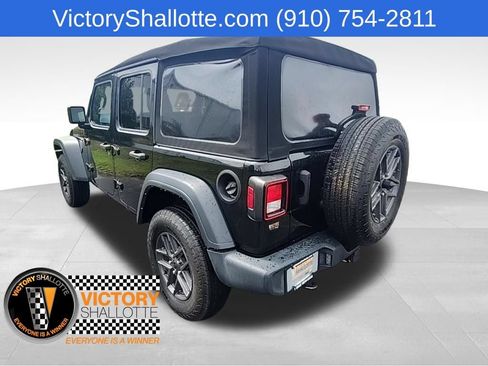 Used 2024 Jeep Wrangler Unlimited Sport AWD/4WD image 24