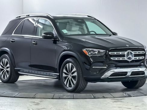 Used 2026 Mercedes-Benz GLE 450e 4MATIC image 9