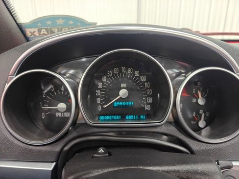 Used 2003 Chevrolet SSR w/ Preferred Equipment Group RWD image 31