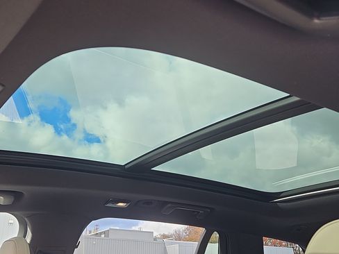 New 2026 Volvo XC90 B6 Plus w/ Protection Package Premier image 6