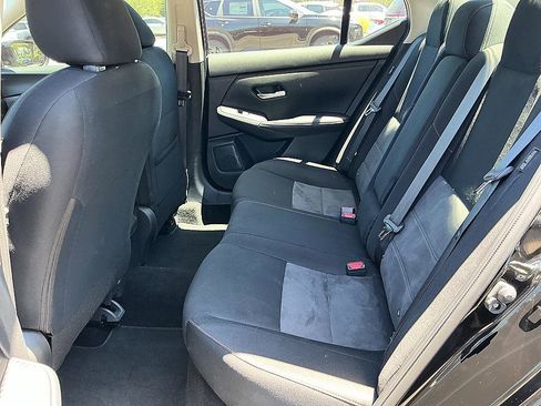 Certified 2024 Nissan Sentra SR FWD image 22