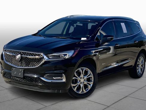 Used 2021 Buick Enclave Avenir image 2